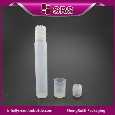 Cosmetische lege vorst 15 ml plastic fles met drie stalen rolballen